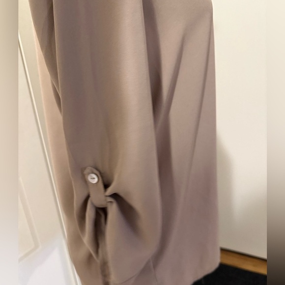 Sweet Rain Large Beige Blouse - Picture 5 of 6